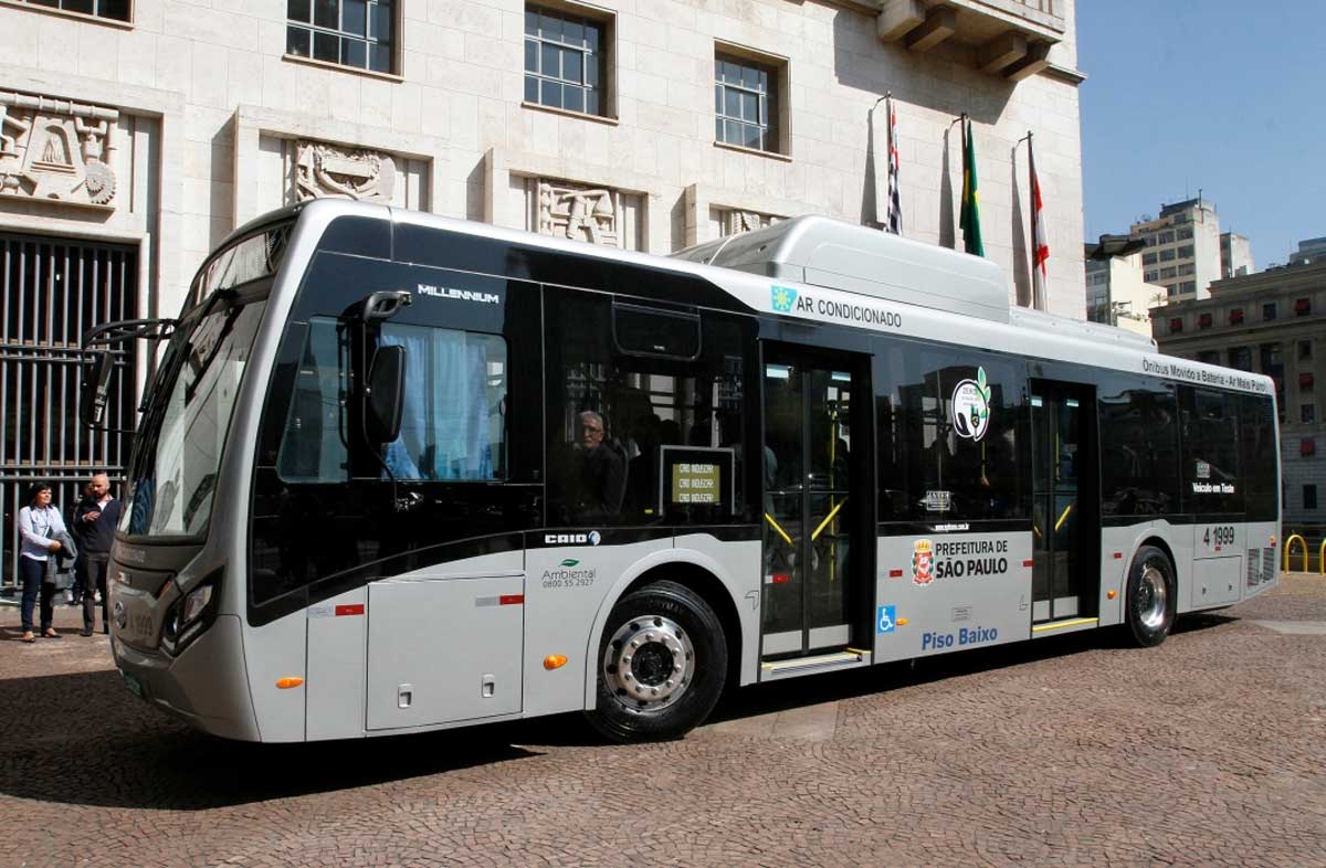 Como e onde operam os ônibus elétricos do país