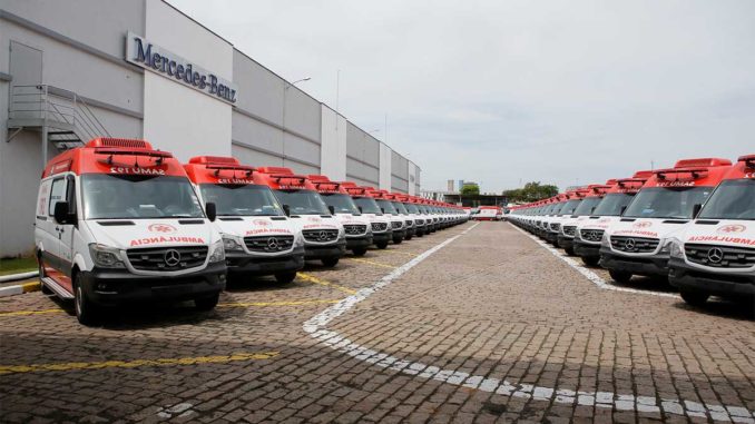 225 ambulâncias Sprinter para o SAMU