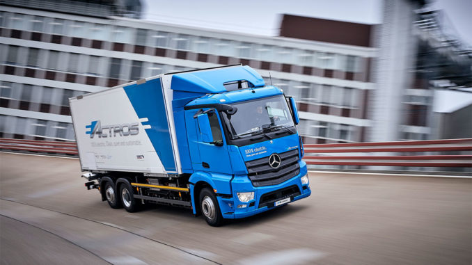 Mercedes-Benz inicia testes com caminhão elétrico pesado