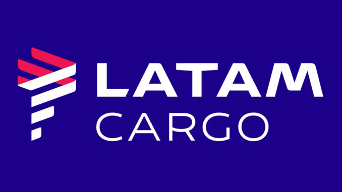 Loja Latam Cargo no shopping Mega Moda