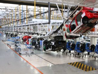 Vendas e produção da indústria automobilística crescem em agosto