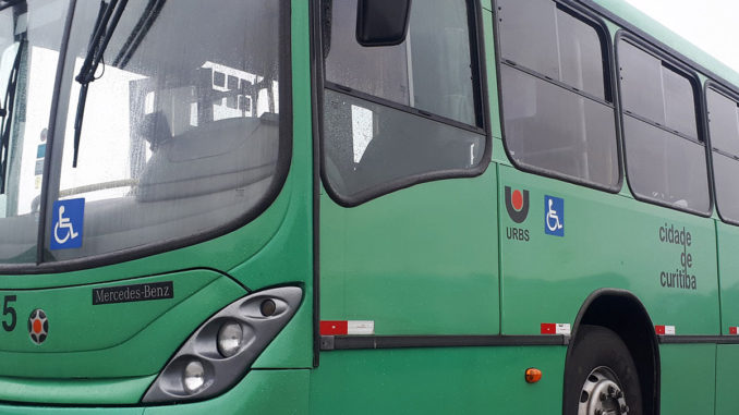 Curitiba renova frota com 121 ônibus Mercedes-Benz