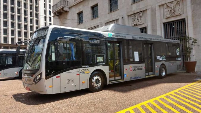 ônibus 100% elétricos