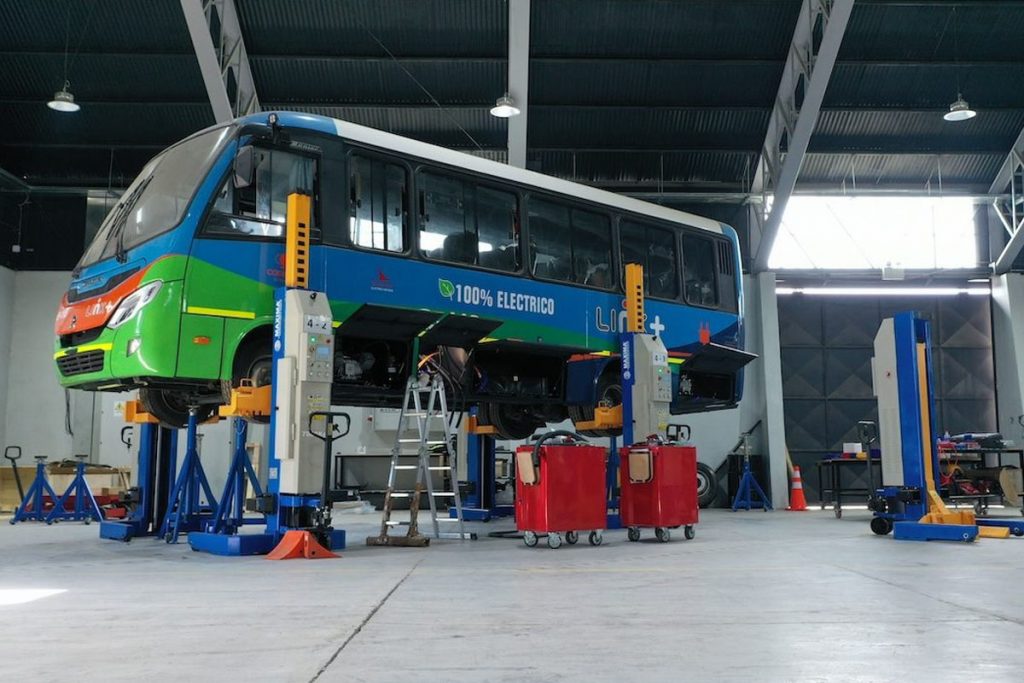 ônibus elétrico feito no Chile